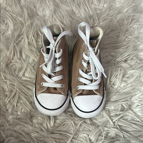 Converse Other - Toddler Tan unisex High-Top converse size 9